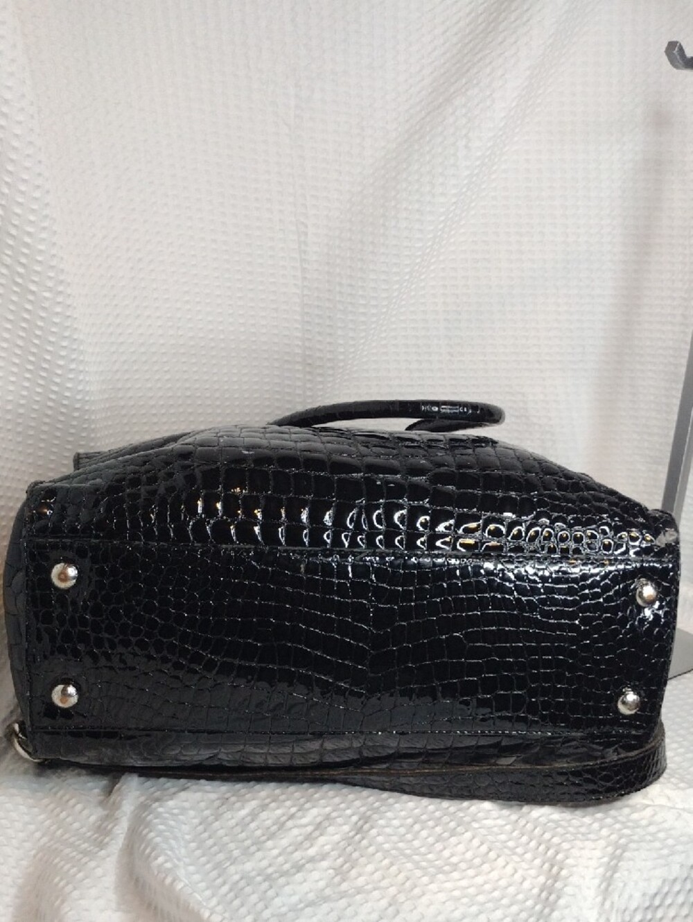 Michael Michael Kors Hamilton Black Croc-Embossed Patent Leather Tote Bag - Picture 10 of 16